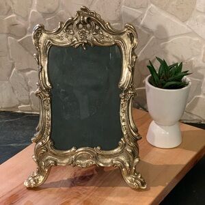 VINTAGE | Metal Easel Tabletop Frame